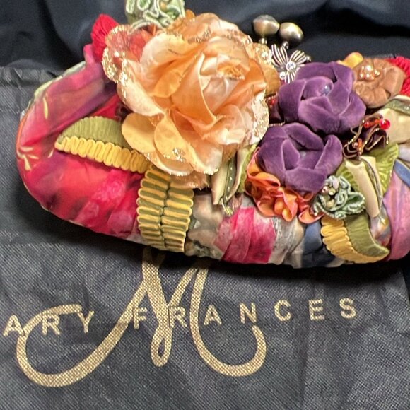 Mary Frances Firefly Luxury Floral Handbag w/ Cert of Auth, Retired Design #1467 - Picture 2 of 16